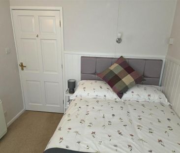 1 bedroom property to rent - Photo 3