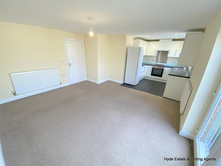 Flat 12 The Horizons, Moss Lane, BL6 5GH - Photo 4