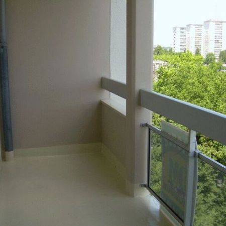 Location Appartement 1 Pièce 31 m² - Photo 3