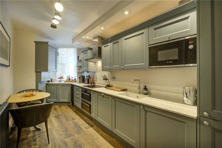 3 bedroom apartment to rent - Photo 5