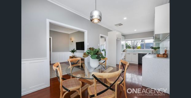 Comfortable living in a quiet pocket of Sunshine West - Photo 1