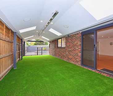 Fully Renovated 3-Bedroom Family Home with Pool & Entertaining Area - Photo 6