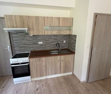 Pronájem bytu 1+kk • 33 m² bez realitkyDivišov - Měchnov, Středočes... - Фото 3