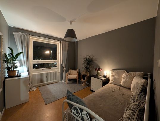 Kristinehamnsgatan, Farsta - Photo 1