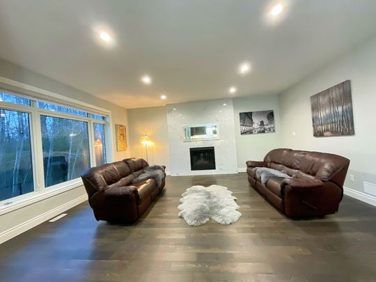 For Lease - 1295 Dyer Crescent, London North, Ontario - Photo 1