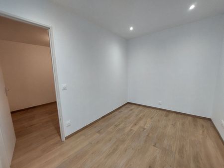 Location Appartement 2 pièces 23m² - Photo 3