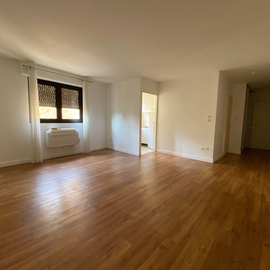 Location Appartement 2 pièces 52m² AIX EN PROVENCE 13100 - Photo 1