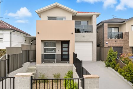 77a Magowar Road, Girraween NSW 2145 - House For Rent | Domain - Photo 5