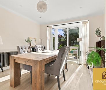 3 bedroom semi-detached house to rent - Photo 2