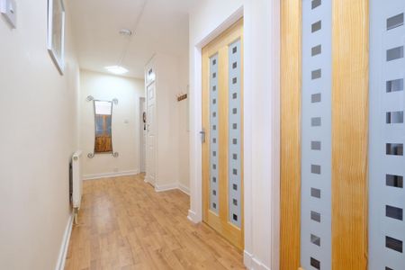 Raeden Crescent, City Centre, Aberdeen, AB15 5WJ - Photo 4