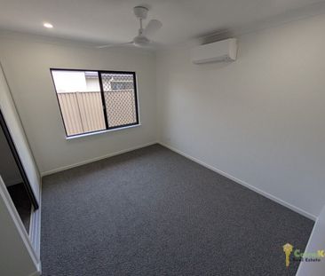 Fully Fenced & Pet Friendly Stylish & Spacious Home in the Northern... - Photo 5