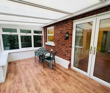 Christ Church Close - Photo 4