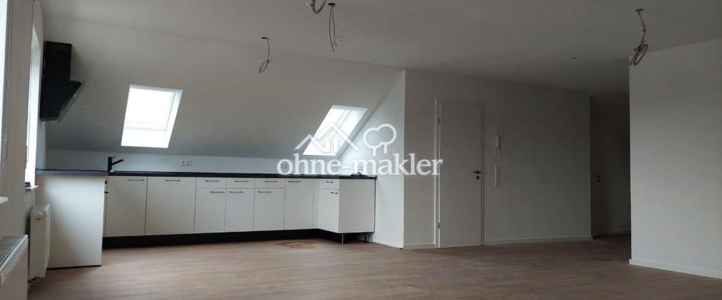 Mieter gesucht für neu ausgebaute DG Wohnung - Photo 1