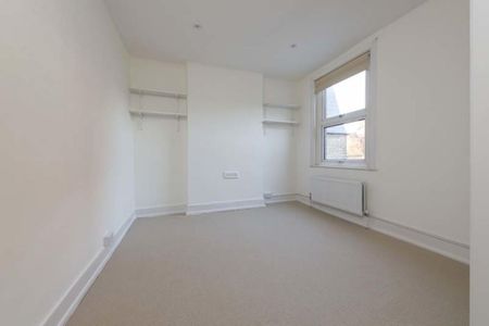 3 bedroom terraced house to rent - Photo 5