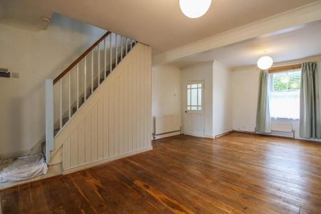 3 bedroom terraced house to rent - Photo 4