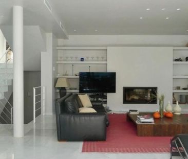 Luxury 5 room Detached House for rent in Marbella, Spain - Photo 1