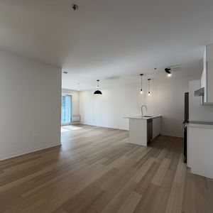 ⭐ APPARTEMENT 4 1/2 MODERNE ET NEUF - Photo 2
