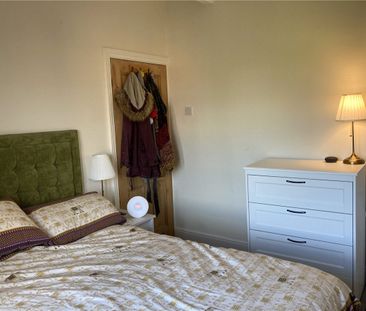 Available early May, this delightful three bedroomed semi-detached ... - Photo 3