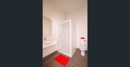 Student Accommodation Only - close to Melbourne Uni and RMIT - Photo 2