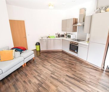 2 bedroom apartment to rent - Photo 6