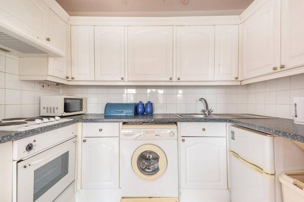 1 bedroom flat to rent - Photo 1