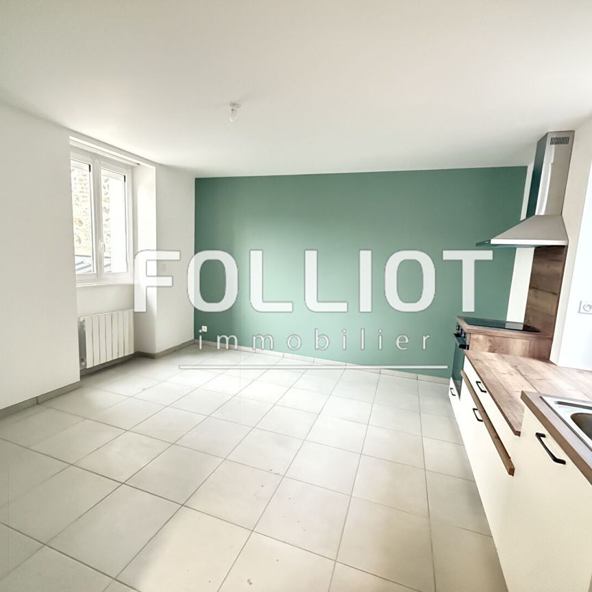 À louer : Appartement duplex T2 de 34,50 m² à Fougères - Photo 1