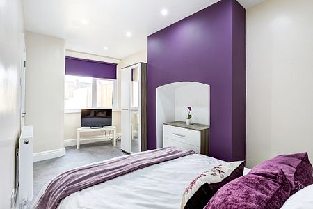 5 Bed HMO Rooms - Photo 3