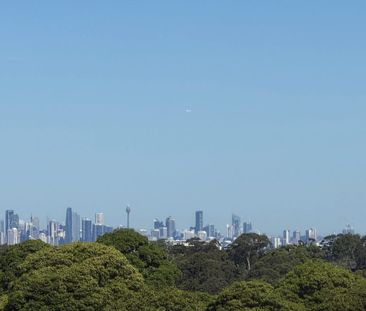 Immaculately Presented Villa in Boutique Complex - Photo 4