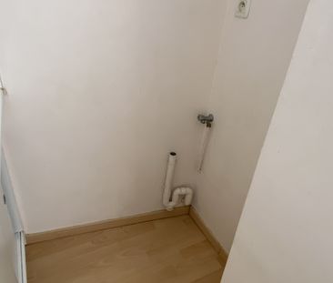 Location Appartement 1 pièce 16m² RODEZ 12000 - Photo 4