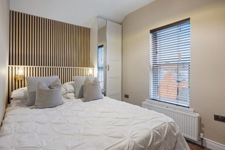 Apt E, 50 Sandown Road, Belfast, BT5 6GY - Photo 2