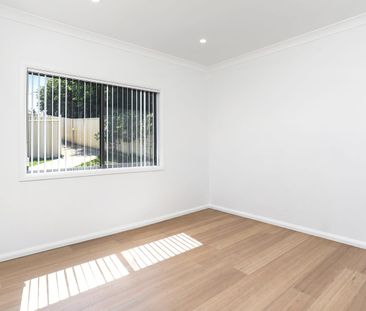 Modern Duplex - Photo 6