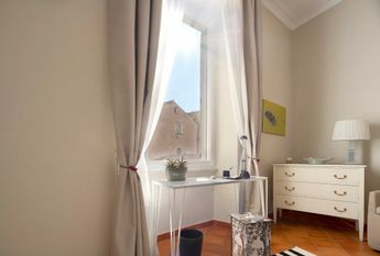 Via Cavour, Rome, Lazio 00184