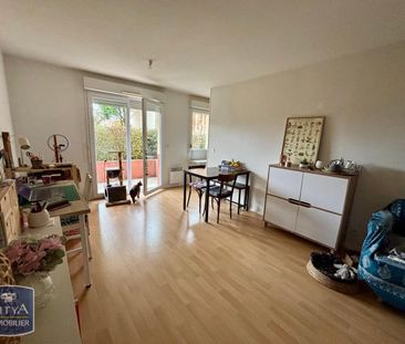 Location Appartement 2 pièces 48m² CHATEAUROUX 36000 - Photo 2