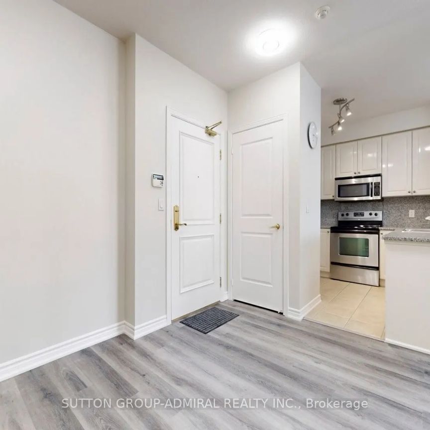 9225 Jane Street #607 - Photo 1