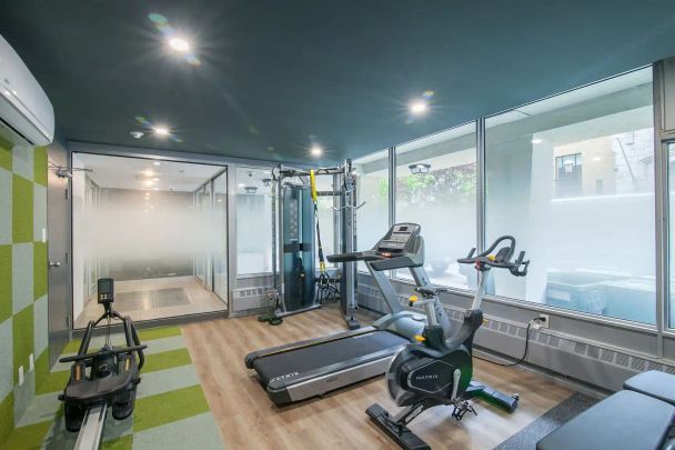 3460 Rue Durocher — Studio - unit 1205 - Photo 1