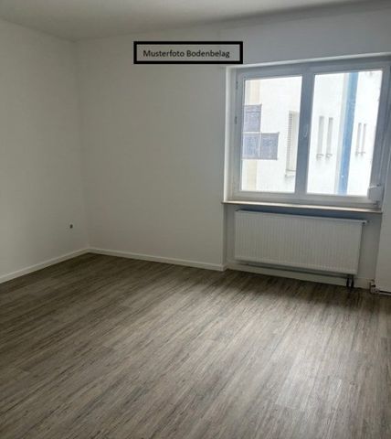 2-Zimmerwohnung mit Balkon und EBK - Foto 4