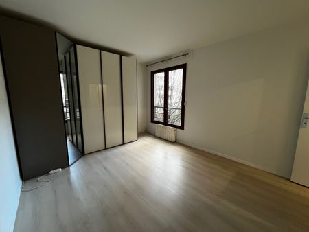 Location Appartement 2 Pièce(s) CHARENTON-LE-PONT (94220) - Photo 3