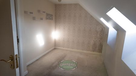 5 bedroom terraced house to rent - Photo 4