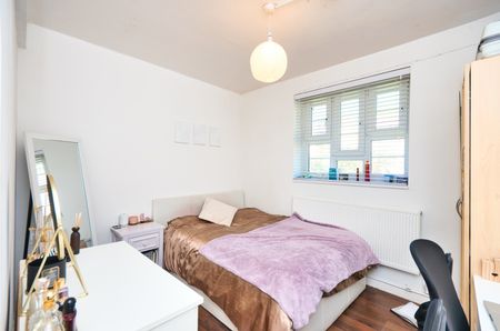Room in a Shared Flat, Anson House, E1 - Photo 4