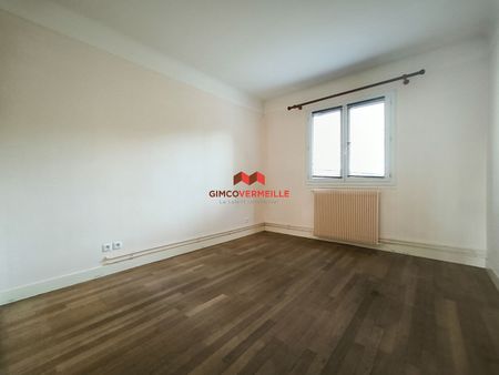 Location Appartement 4 pièces 71m² - Photo 5