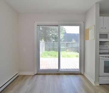 For Lease - 3691 Albion Road Unit# 52, Blossom Park - Airport and A... - Photo 6