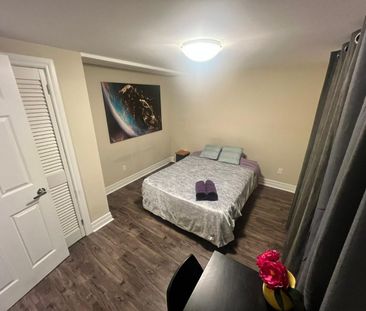 For Lease - 42 Fergus Avenue Unit# FRONT, Richmond Hill, Ontario - Photo 3