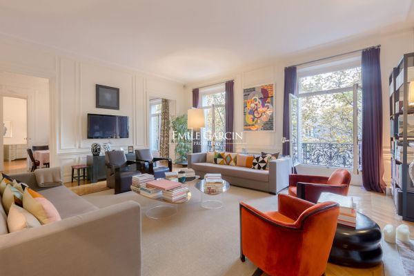 Appartement à louer à Paris 7Ème - Photo 1