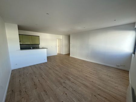 Location Appartement 2 pièces 45m² - Photo 3