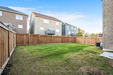 For Lease - 1348 Harrington Street, Innisfil, Ontario - Photo 5