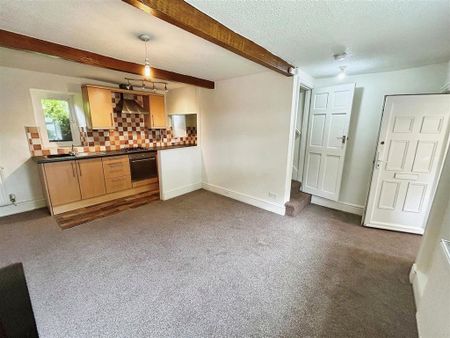 2 bedroom terraced house to rent - Photo 4