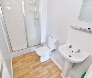 2 bedroom apartment to rent - Photo 6