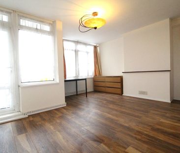 Room in a Shared Flat, Martindale House, E14 - Photo 1