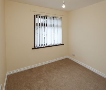 11 Springwell Park, Groomsport, BT19 6LF - Photo 4