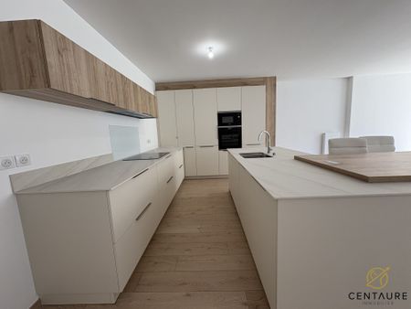 Location Appartement 4 pièces 151m² MARCQ EN BAROEUL 59700 - Photo 5